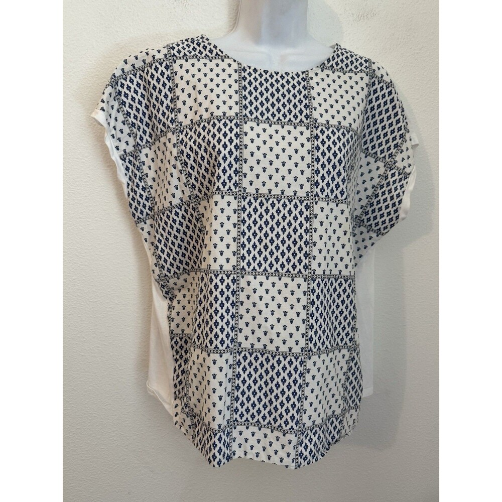 Uniqlo Top T-Shirt L White Patchwork Print Blue White Boho Short Sleeve EUC